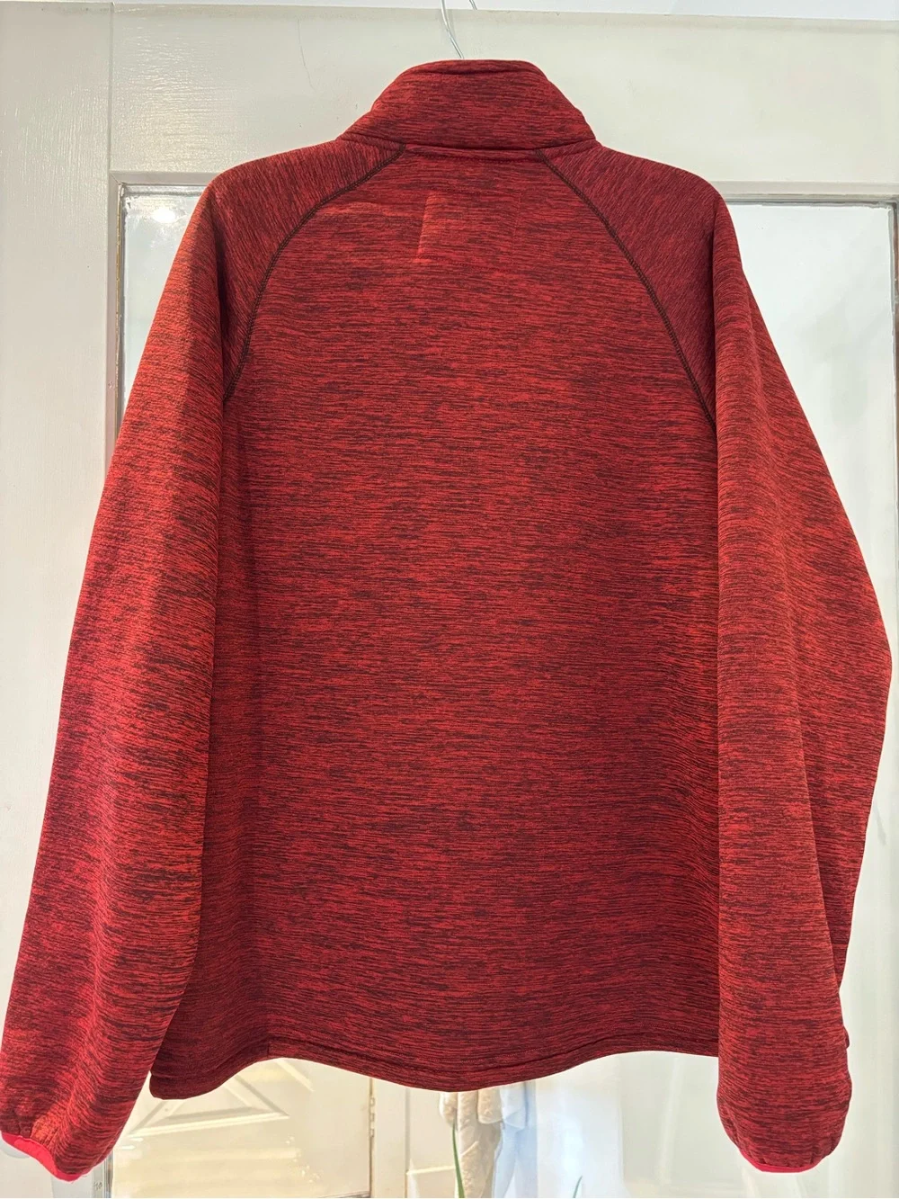 G-III warm red